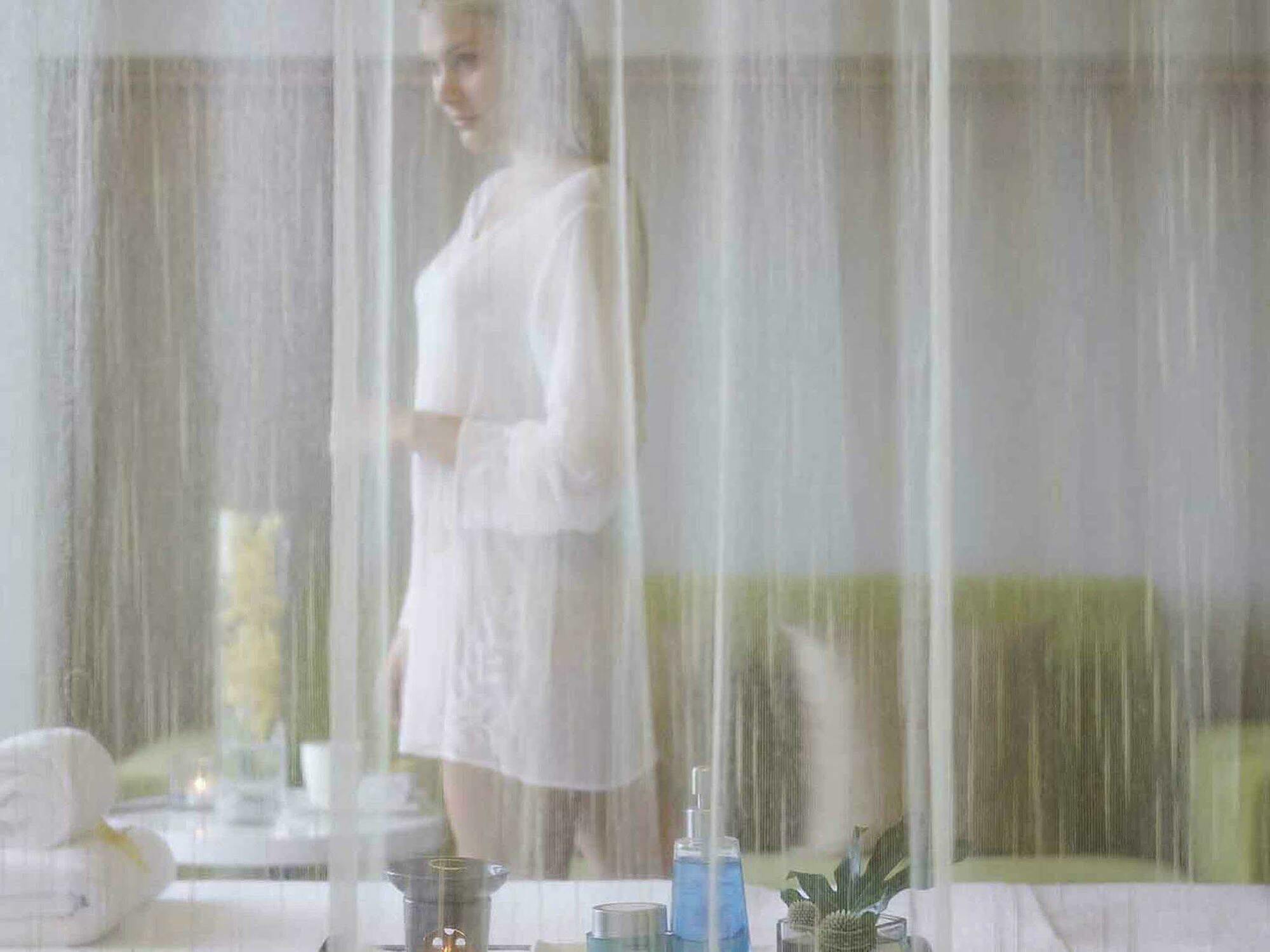 Hotel Hyatt Regency Taoyuan International Airport Exteriér fotografie A woman in a spa